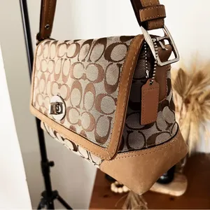 Y2k Restored Coach Hampton Signiature Tan Shoulder Bag thumbnail 2
