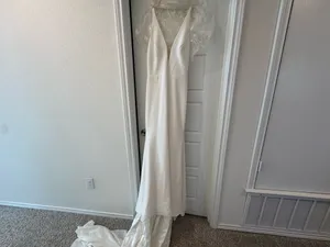 Blush Bridal Wedding dress White Size 10 thumbnail 6