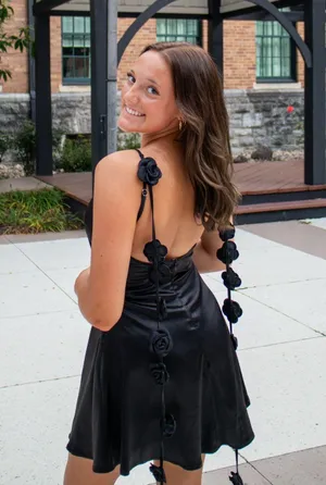 Homecoming Dresse Black thumbnail 4