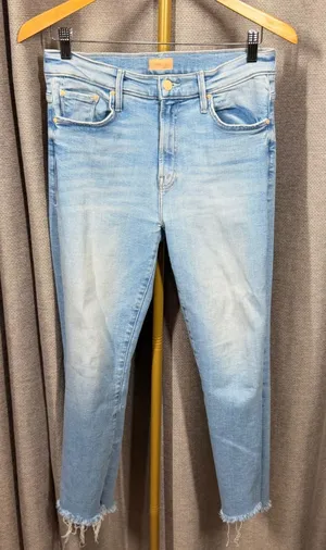 Mother The Insider Crop Step Fray Jeans Light Blue Wash Size 29‎ Limited Edition thumbnail 1