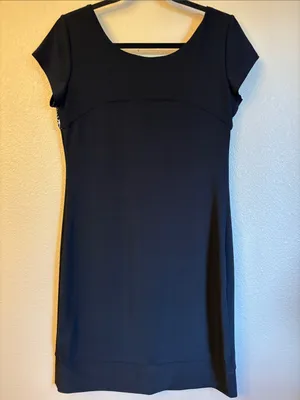 dressbarn 8 Black Scoop Neck White Floral Embroidered Mini Knee Length Dress LBD thumbnail 6