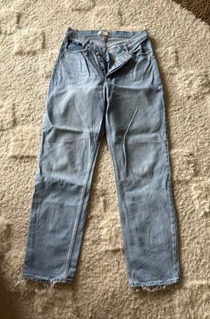 Abercrombie & Fitch Curve Love Jeans thumbnail 1