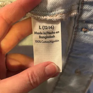 NWT women’s Denim Jacket sz L 12/14 thumbnail 4
