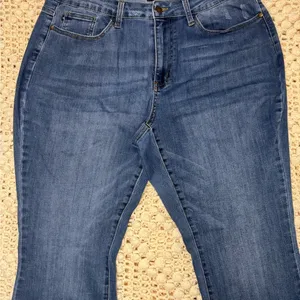 Judy Blue Women's Blue Flared Jeans. #22 thumbnail 2