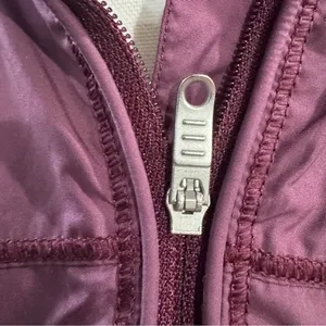 Lululemon Women's Can't Stop Jacket Hyper Stripe‎ Plum size 6 Small athleisure thumbnail 9