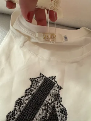 Sister fashion white and Black t shirt size M thumbnail 3