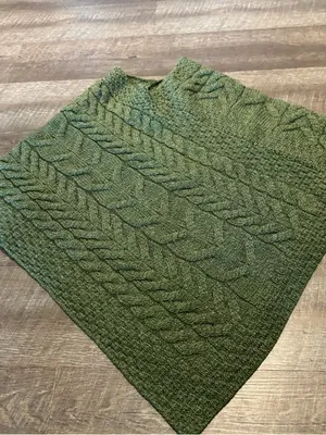 Aran Sweater Market Green Super Soft 100% Merino Wool Cable Knit Poncho thumbnail 7