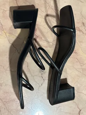 RAYE Etienne Low Heel in Black Leather 10 with Box Womens sandals thumbnail 9