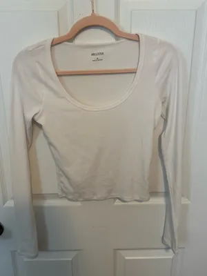 Medium Hollister Ribbed White Long Sleeve thumbnail 1