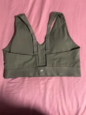 Fabletics Olive Green V-Neck Sports Bra Size XXL thumbnail 2