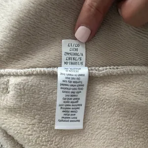 Athleta Cozy Karma Asymmetrical Zip Pullover Small thumbnail 11