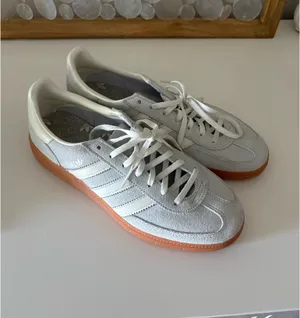ADIDAS Originals Handball Spezial Womens Shoes thumbnail 2
