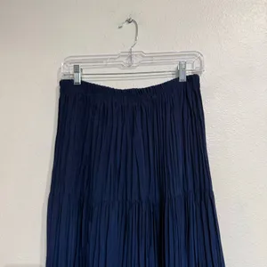 Scott Taylor Crinkle Maxi Skirt Navy Tiered Boho 90s Elastic Waist Vintage thumbnail 3
