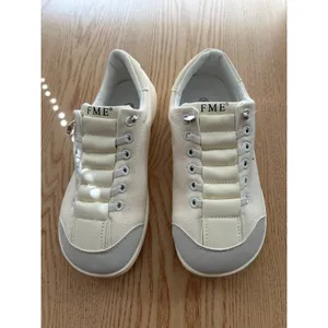 New Women's Lace Up No Tie Sneakers Cream/White size 5.5-6 thumbnail 4
