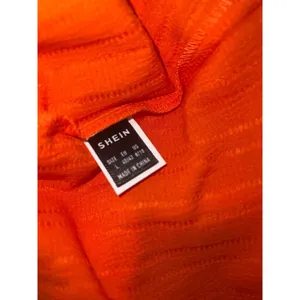 Orange Pleat Notch Neck Puff Sleeve Top - Women thumbnail 5