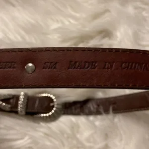 Beautiful Vintage Women Belt Genuine Leather small long 33” excellent condition thumbnail 4