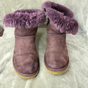 UGG Australia Bailey Button Purple Suede Boots women size 10 thumbnail 1