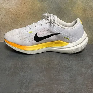 Nike Zoom Winflo 10 Women's White Running Shoes Size 8.5M thumbnail 11