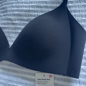Black lululemon bra  thumbnail 2