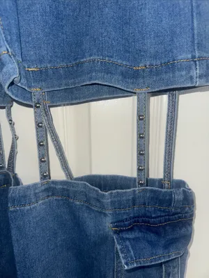 Studded Cut Out D thumbnail 6