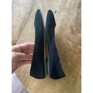 Lands’ End Black Suede Ballet Flats with Brown Trim Size 6B Women’s thumbnail 7