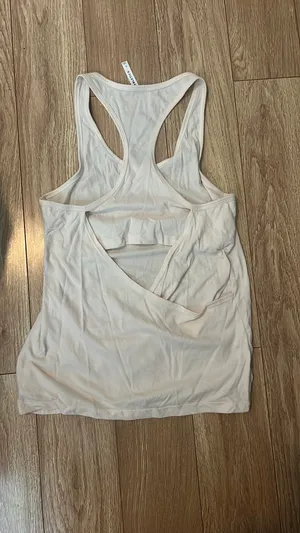 Fabletics Tank Top thumbnail 3