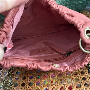 Free People Something Good Dusk Coral Leather Antique Gold Chain Clutch Bag thumbnail 3