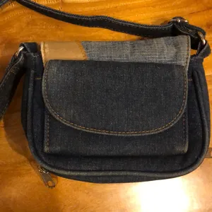 🦋4/$25 Cute patchwork purse thumbnail 11