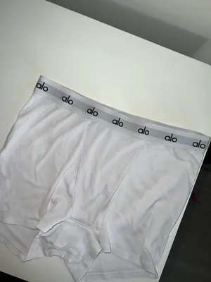 Alo Boyshort Yoga Icon Ribbed thumbnail 2