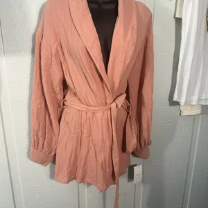 Nordstrom Peach Long Sleeve Wrap Top Size Medium NWT thumbnail 2