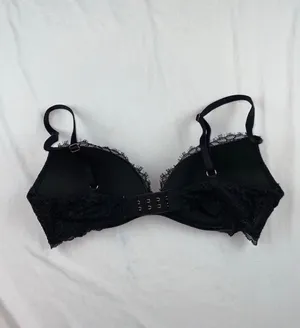 Lace Bra Black Size 34 B thumbnail 3