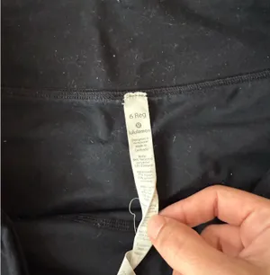 Lululemon Speed Up Shorts 2.5" thumbnail 3