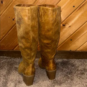 Unr8ed suede faux leather brown distressed heeled knee high boots thumbnail 6