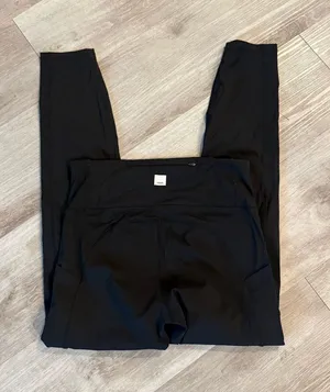 Vuori Stride Pocket Leggings Size Small thumbnail 1