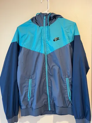 Nike Windbreaker thumbnail 1
