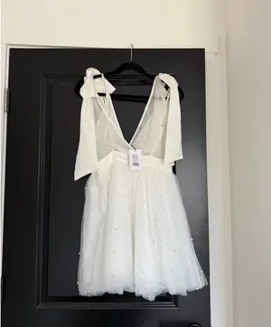 NWT SHOWPO Karalyn mini dress- bow strap plunge pearl detail thumbnail 5