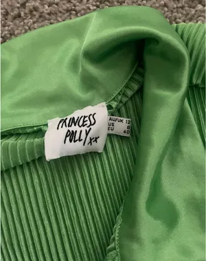 Princess Polly green tie up top size 8 thumbnail 3