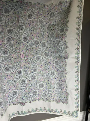 Paisley Daisy Floral Scarf Womens One Size Multicolor Satin Square Shawl Wrap thumbnail 4