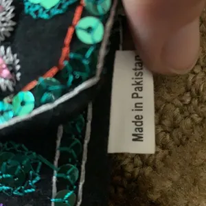 Artisan Purse Made in Pakistan Crossbody Sequin Beaded Embroider Handmade Small thumbnail 4