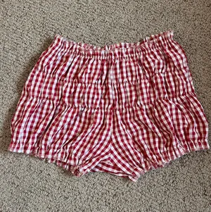 Amazon Dainty stripped shorts thumbnail 1