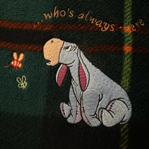 Disney Vest Womens L Winnie The Pooh Tartan Plaid Fleece Embroidered Vintage. thumbnail 2