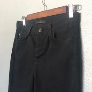 KanCan • Black Button Fly Skinny Jeans Size 27 thumbnail 4
