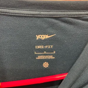 Nike Yoga Dri-FIT Wmns Large Teal Oversized Long Sleeve Top Gold Glitter Swoosh‎ thumbnail 3