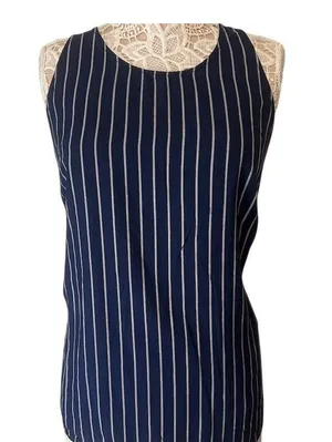 Old Navy Women's XL Blue Striped Sleeveless Tank Top Casual Summer thumbnail 1