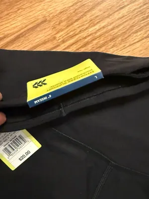 All in Motion Women's 6" High-Rise Pocketed Bike Shorts thumbnail 5
