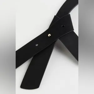 H&M Never worn •Waist belt with knit detail in front and adjustable metal buckle thumbnail 3