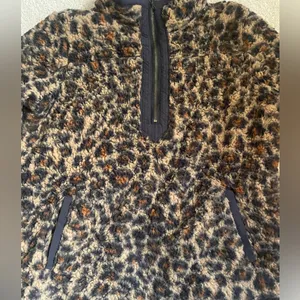 Animal Print Fleece Quarter thumbnail 2