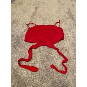 J. Galt crop top tie‎ back Red thumbnail 2