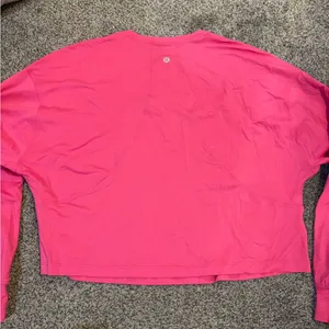 Lululemon Cropped Long Sleeve thumbnail 2