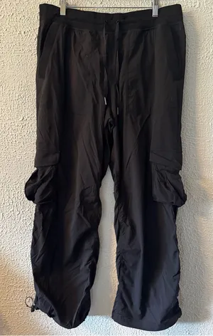 Lululemon Beyond the Studio Ruched Cargo pants LW5GILS black thumbnail 1
